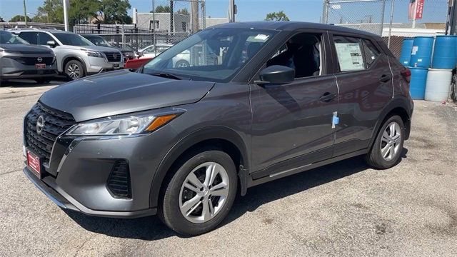 New 2025 Nissan Kicks Play S image 6