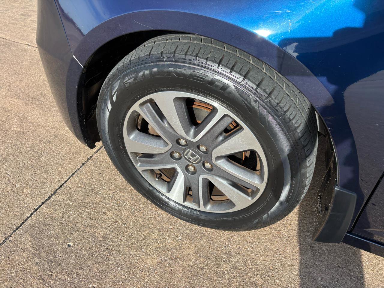 Used 2014 Honda Odyssey Touring image 25