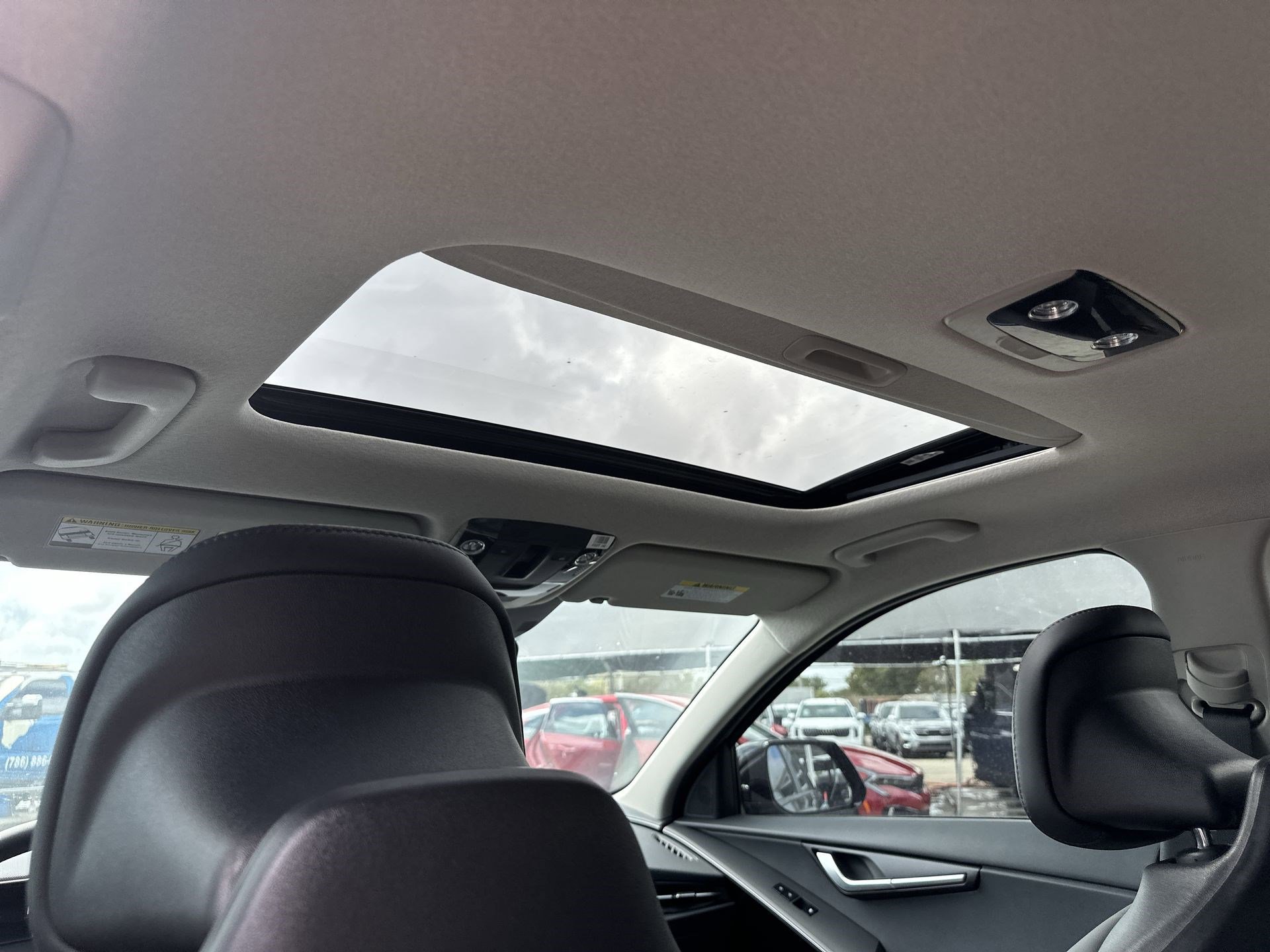 New 2025 Kia Niro SX image 30