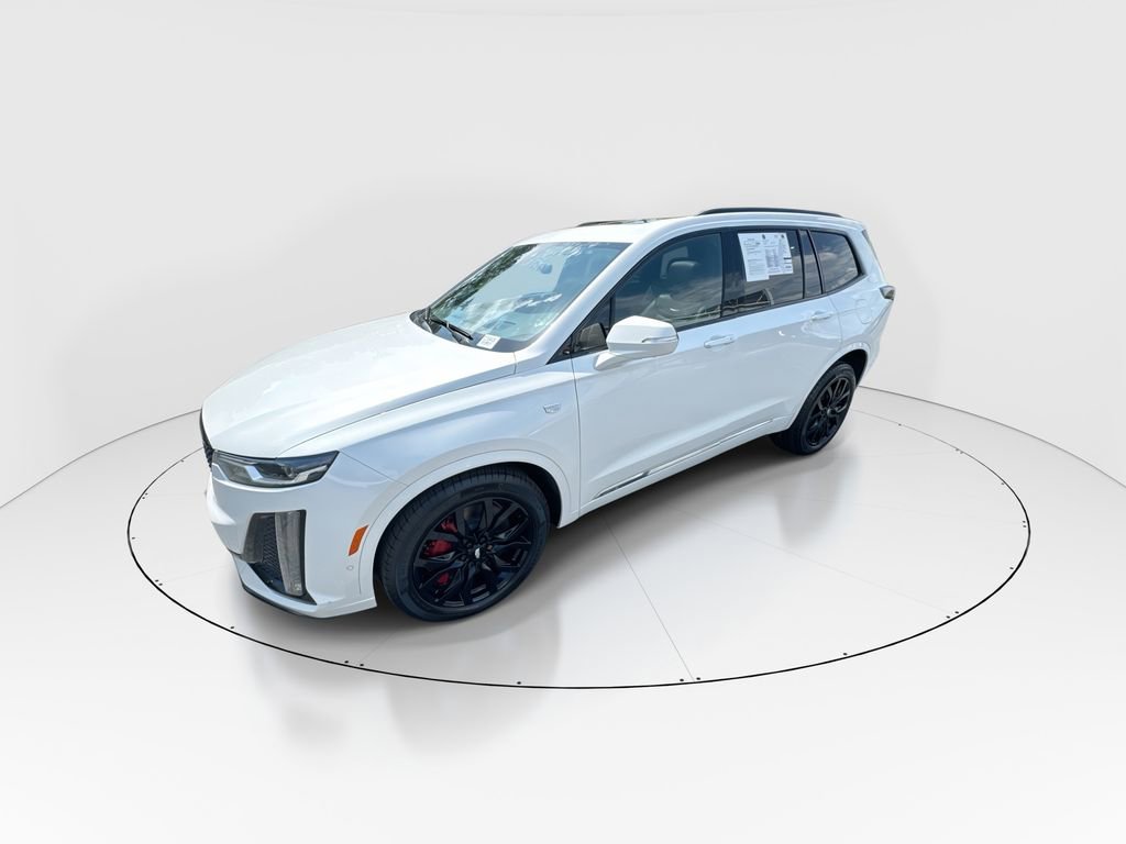 Used 2023 Cadillac XT6 Sport w/ Technology Package image 4