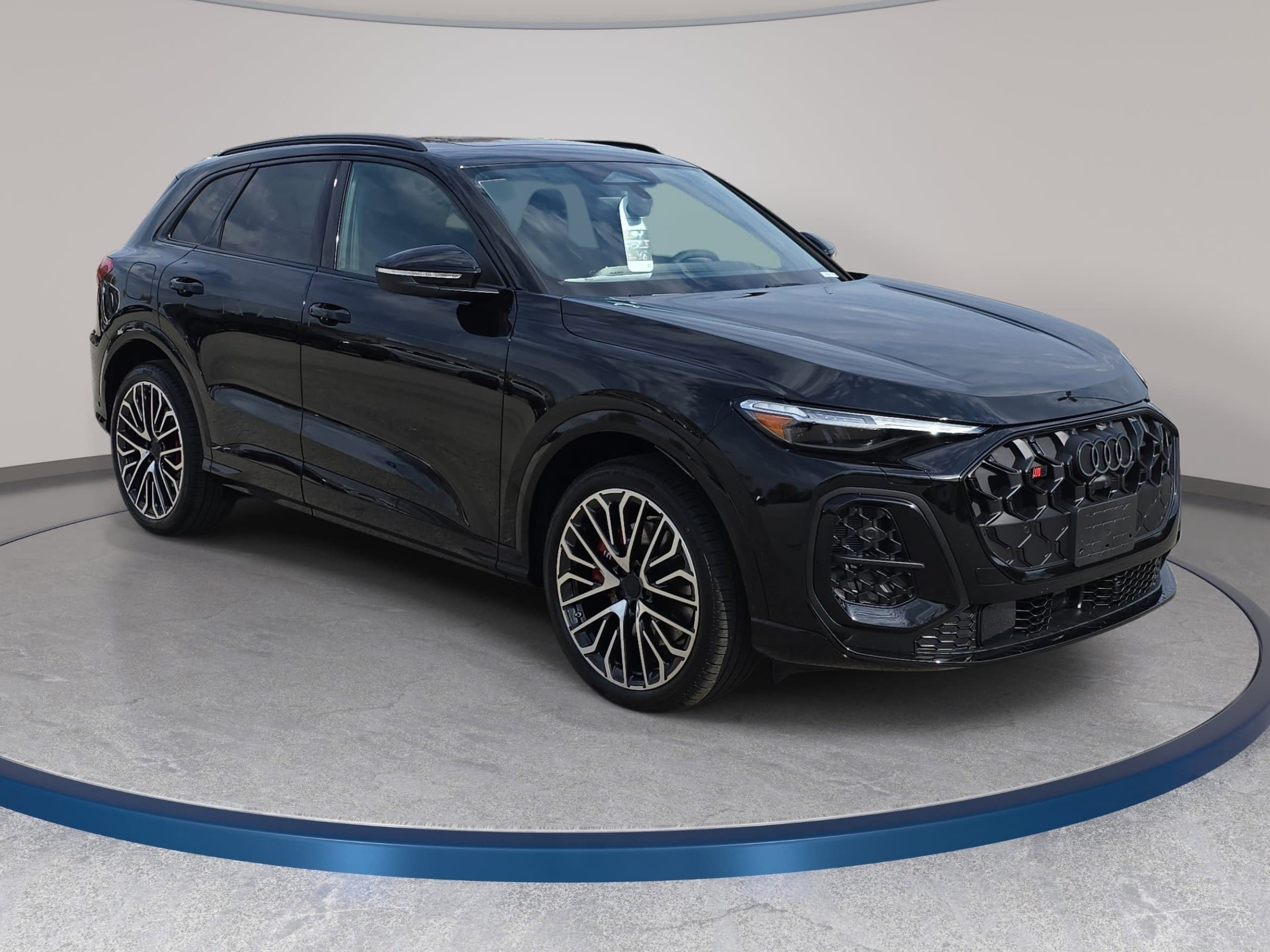 New 2026 Audi SQ5 Premium Plus image 3