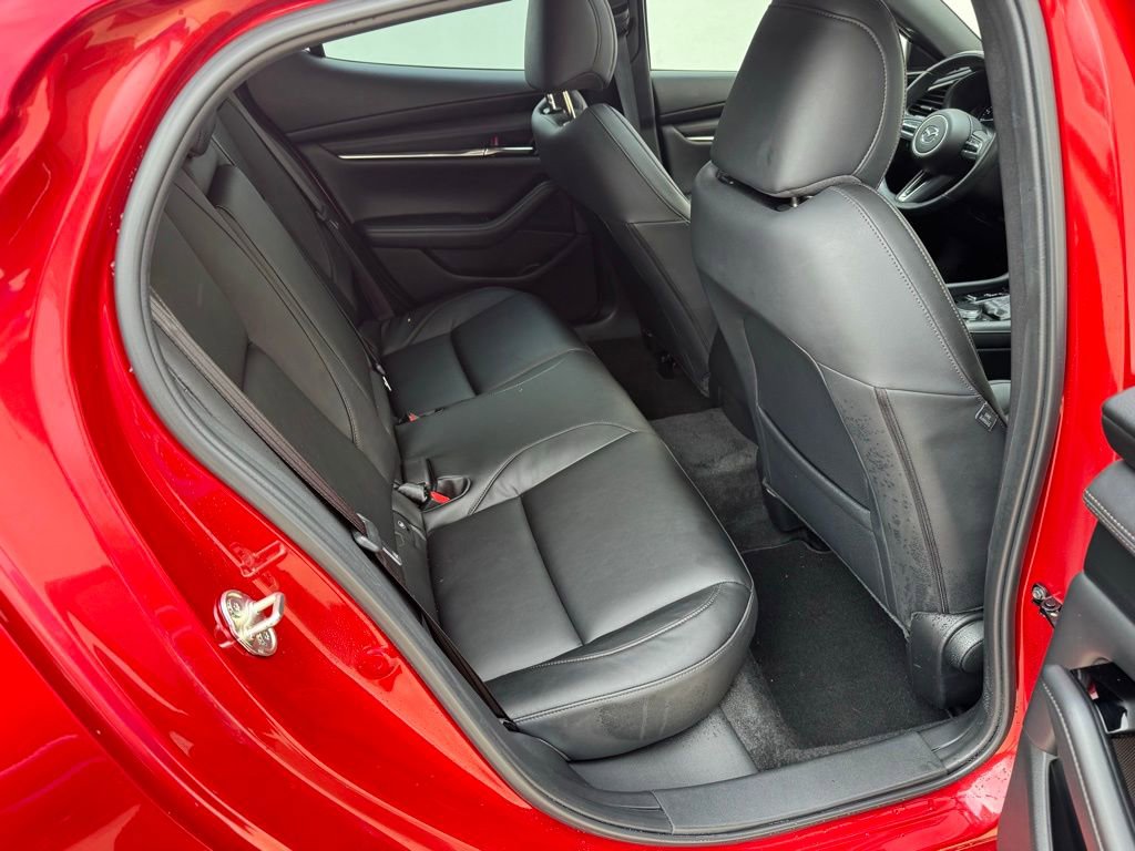 Used 2022 MAZDA MAZDA3 s image 15