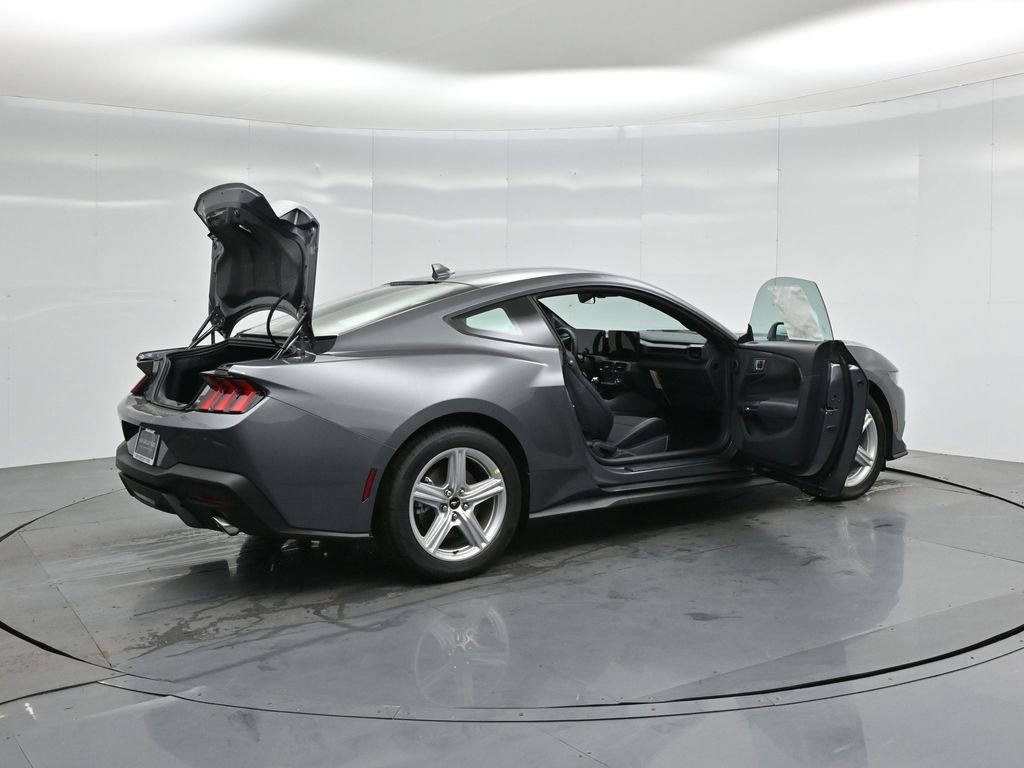 New 2026 Ford Mustang Coupe image 5