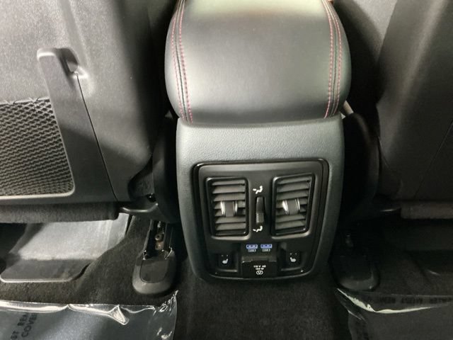 Used 2022 Dodge Durango R/T w/ Tow 'N Go Group AWD/4WD image 25