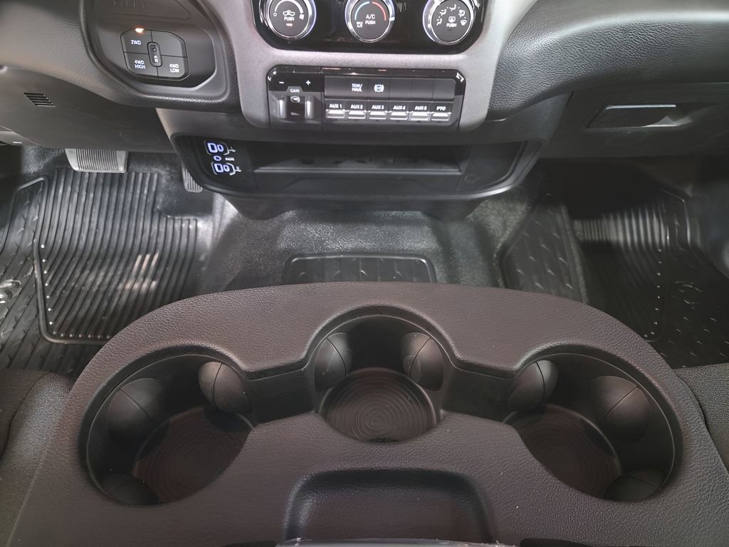 New 2026 RAM 3500 Tradesman w/ Chrome Appearance Group A image 17