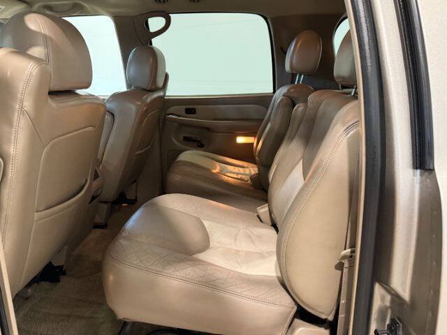 Used 2003 GMC Yukon XL Denali AWD/4WD image 33