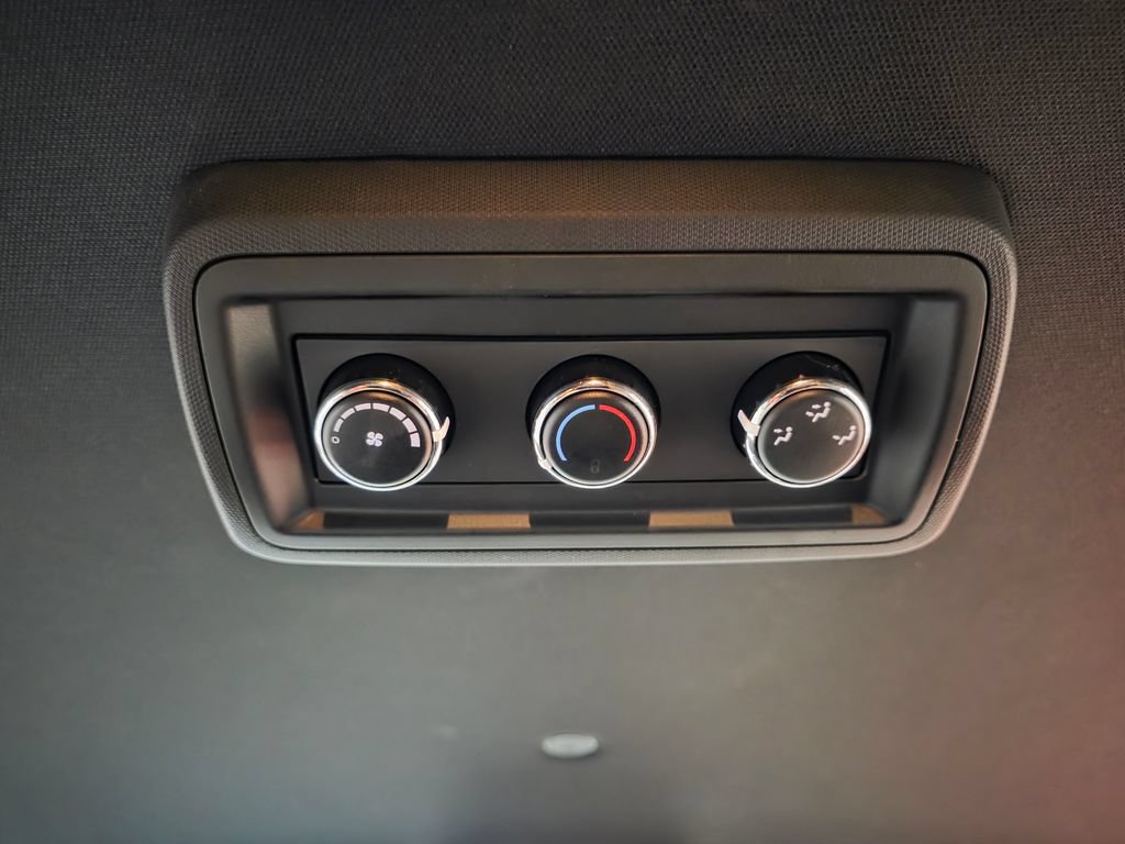 Used 2020 Dodge Grand Caravan SXT w/ Rear Park Assist Package FWD image 19