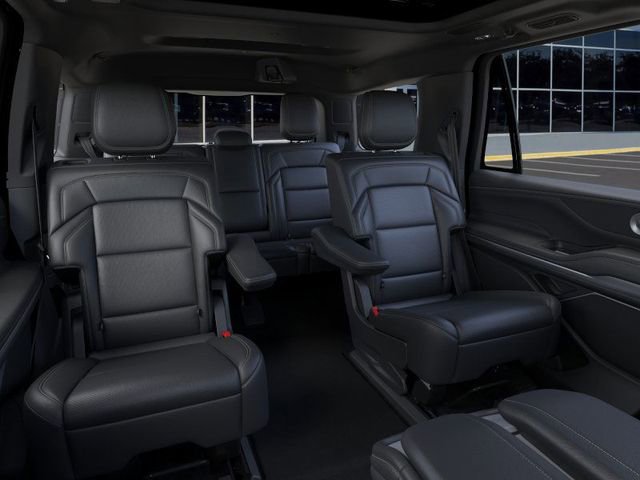 New 2025 Lincoln Navigator Reserve w/ Jet Appearance Package image 11
