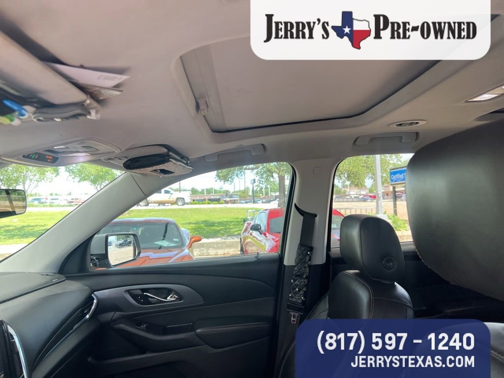 Used 2020 Chevrolet Traverse Premier FWD image 9