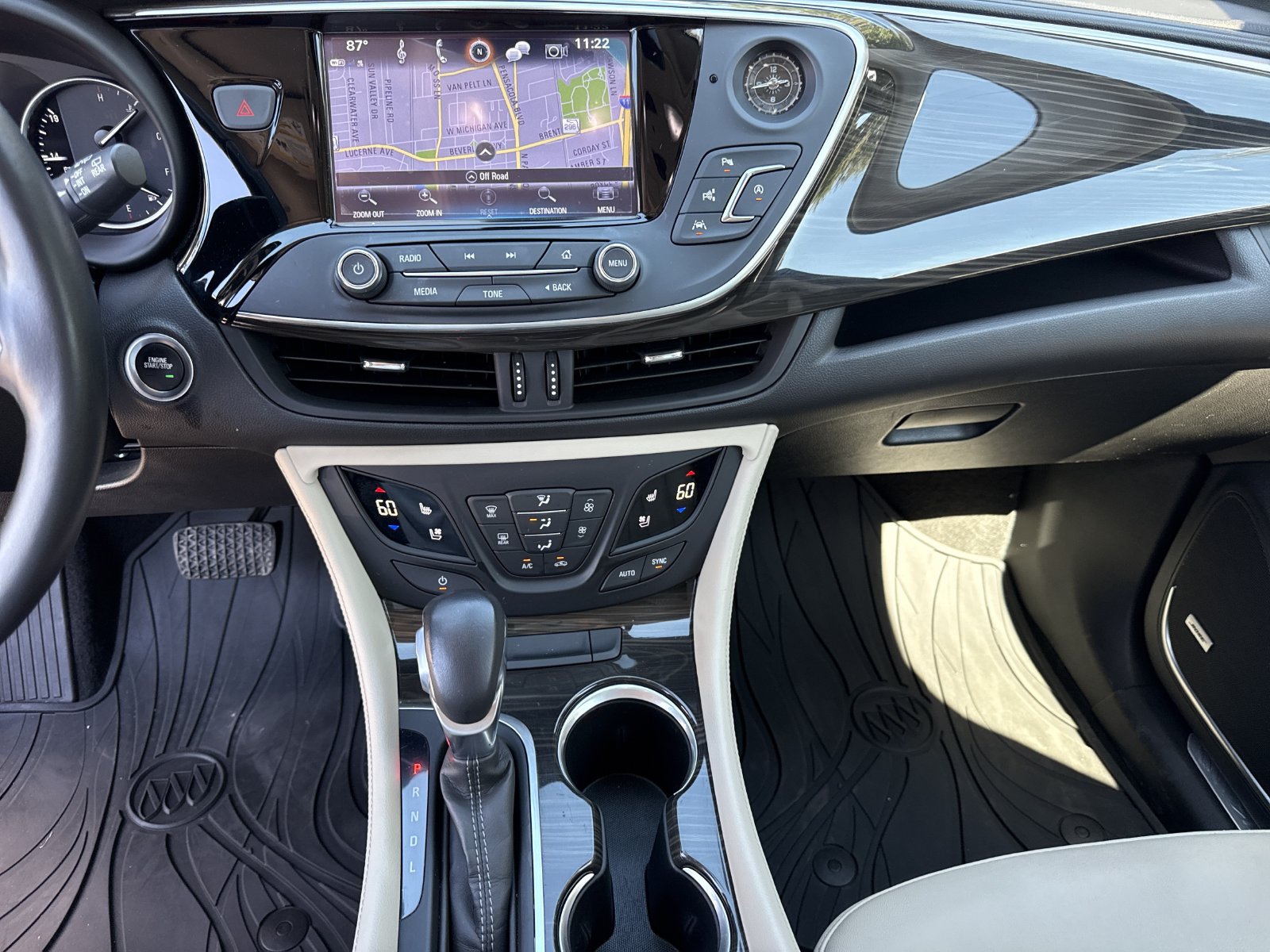 Used 2020 Buick Envision Premium w/ Driver Confidence Package AWD/4WD image 34
