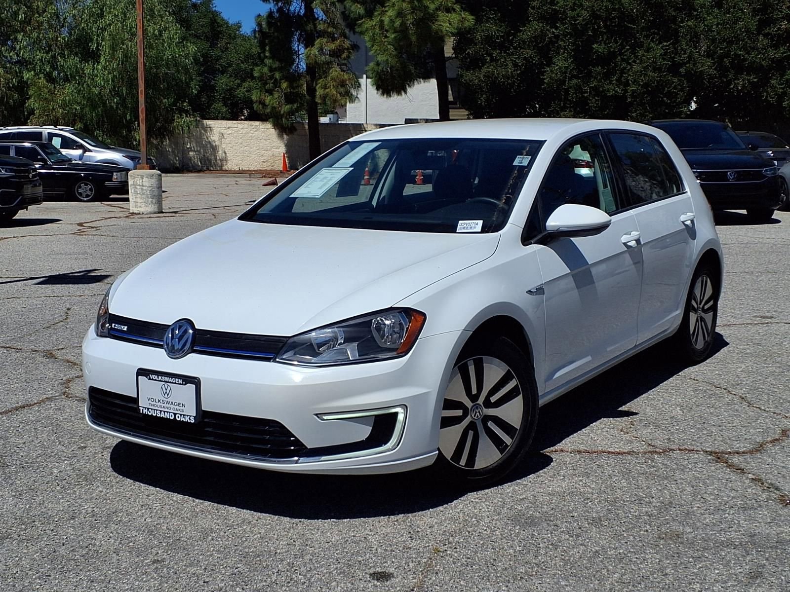 Used 2016 Volkswagen e-Golf SE w/ DC Fast Charging Package FWD image 26