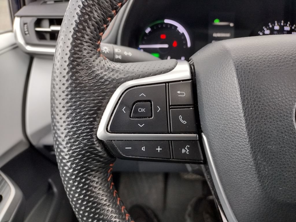 Used 2021 Toyota Sienna XSE AWD/4WD image 23