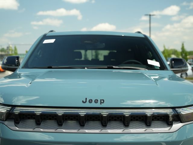 New 2026 Jeep Grand Wagoneer Limited w/ Premium Group II AWD/4WD image 44