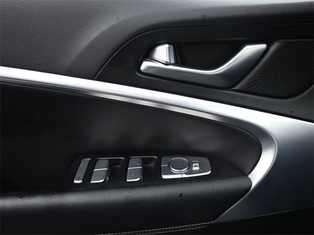 Used 2023 Genesis G70 2.0T image 24