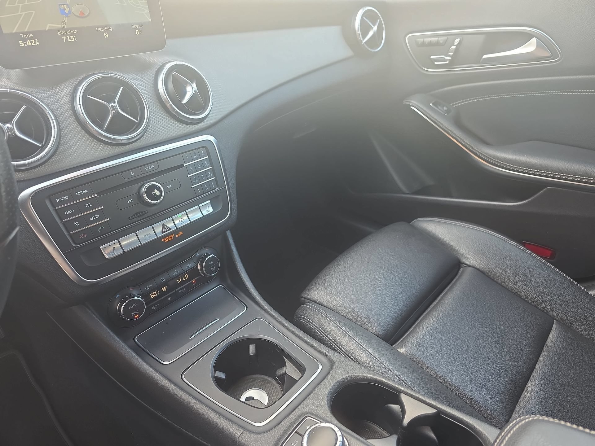 Used 2018 Mercedes-Benz CLA 250 image 24