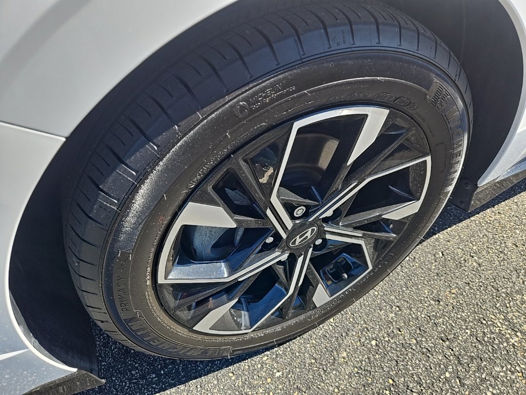 Certified 2024 Hyundai Sonata SEL AWD/4WD image 16