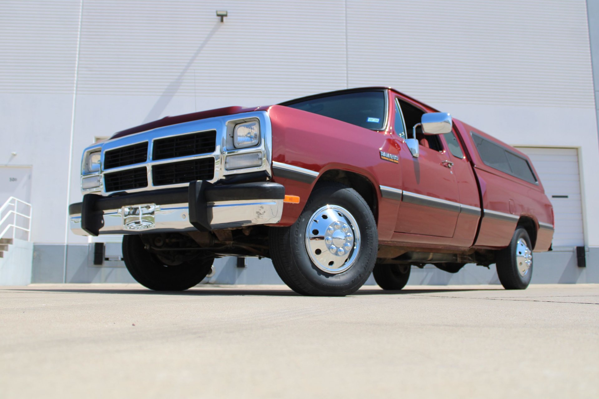 Used 1993 Dodge D/W Truck 250 RWD image 4