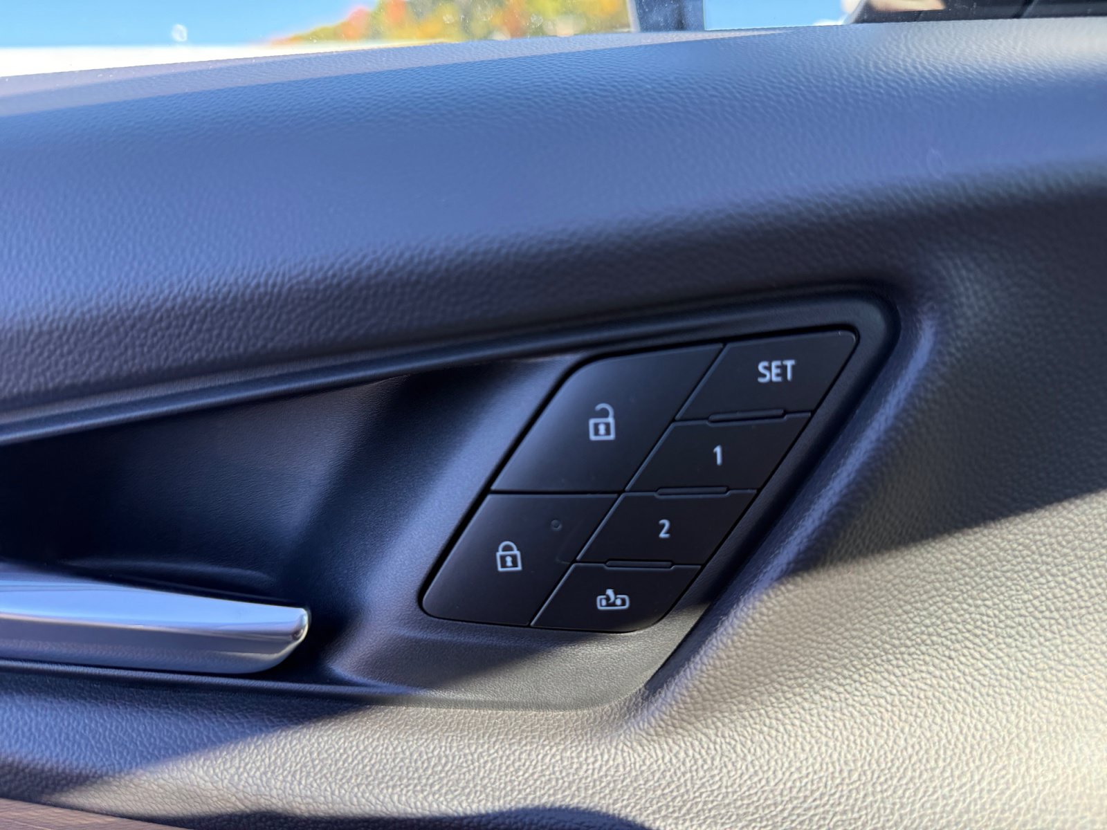 New 2027 Chevrolet Equinox ACTIV w/ Safety and Technology Package AWD/4WD image 22