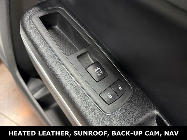 Used 2022 Chrysler 300 S image 26