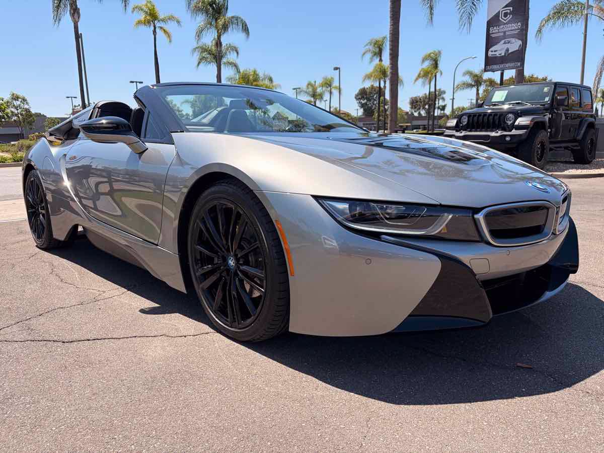 Used 2019 BMW i8 Roadster AWD/4WD image 10
