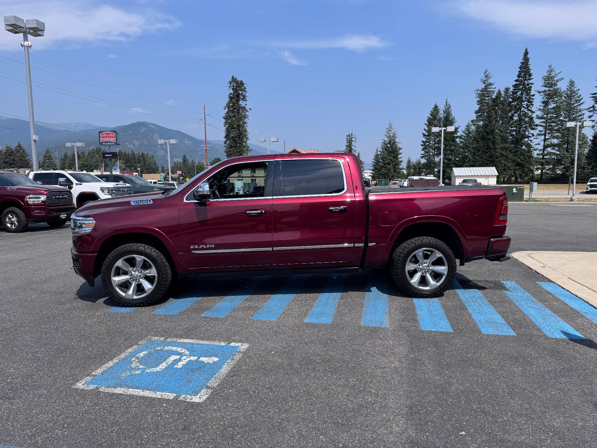 Used 2019 RAM 1500 Limited AWD/4WD image 4