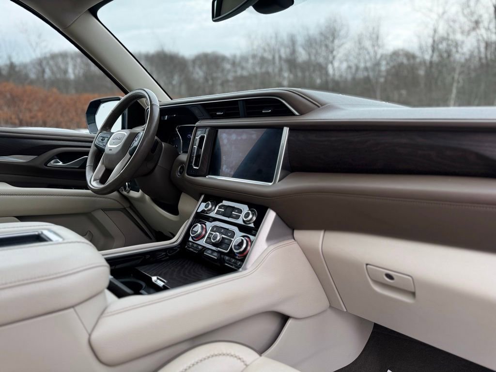 Used 2021 GMC Yukon Denali image 12