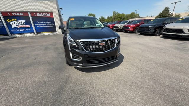 Used 2024 Cadillac XT5 Premium Luxury w/ LPO, Floor Liner Package AWD/4WD image 3