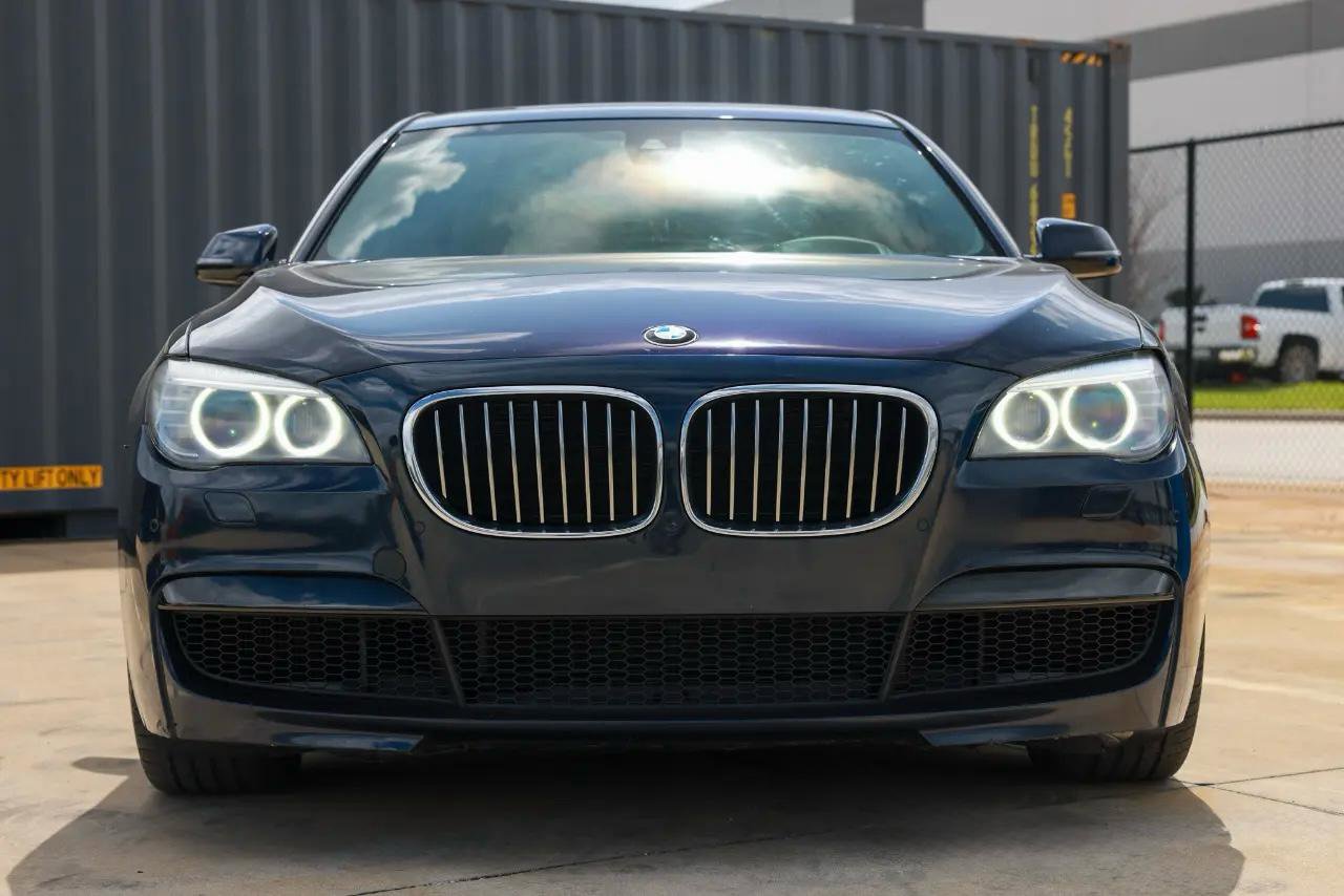 Used 2014 BMW 750Li RWD image 19