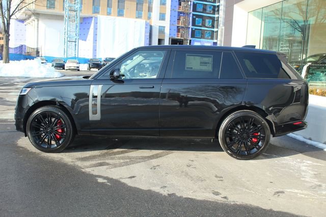New 2026 Land Rover Range Rover SV image 6