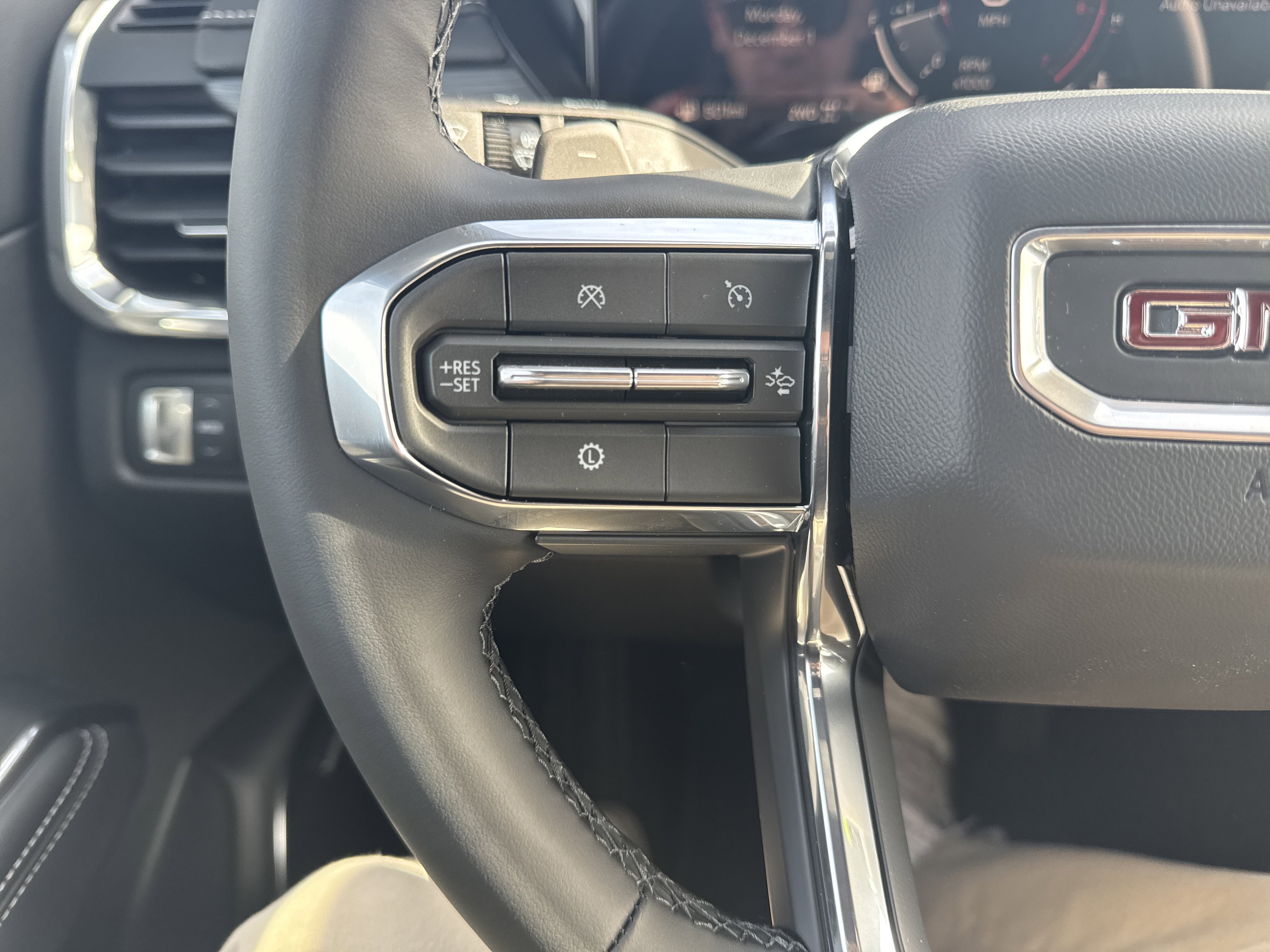 New 2026 GMC Acadia Elevation w/ Black Edition image 18