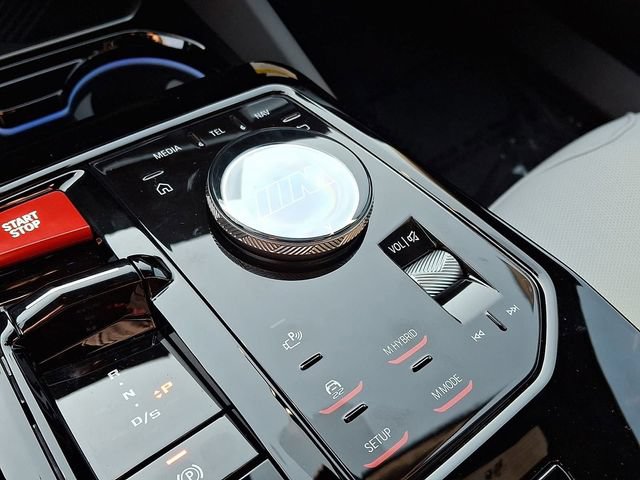 New 2026 BMW M5 w/ Carbon Package AWD/4WD image 14