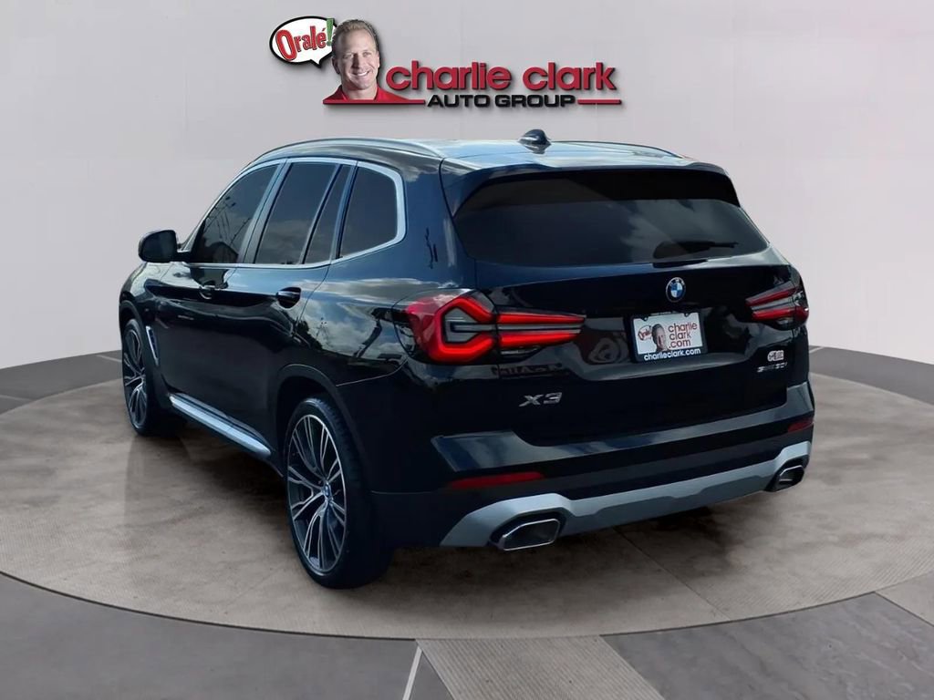 Used 2024 BMW X3 sDrive30i w/ Convenience Package w/ZPA image 3