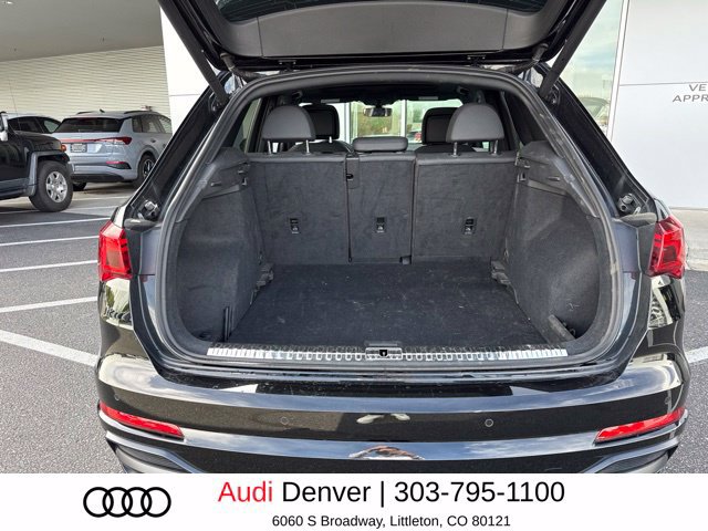 Used 2020 Audi Q3 2.0T Premium w/ Convenience Package AWD/4WD image 10