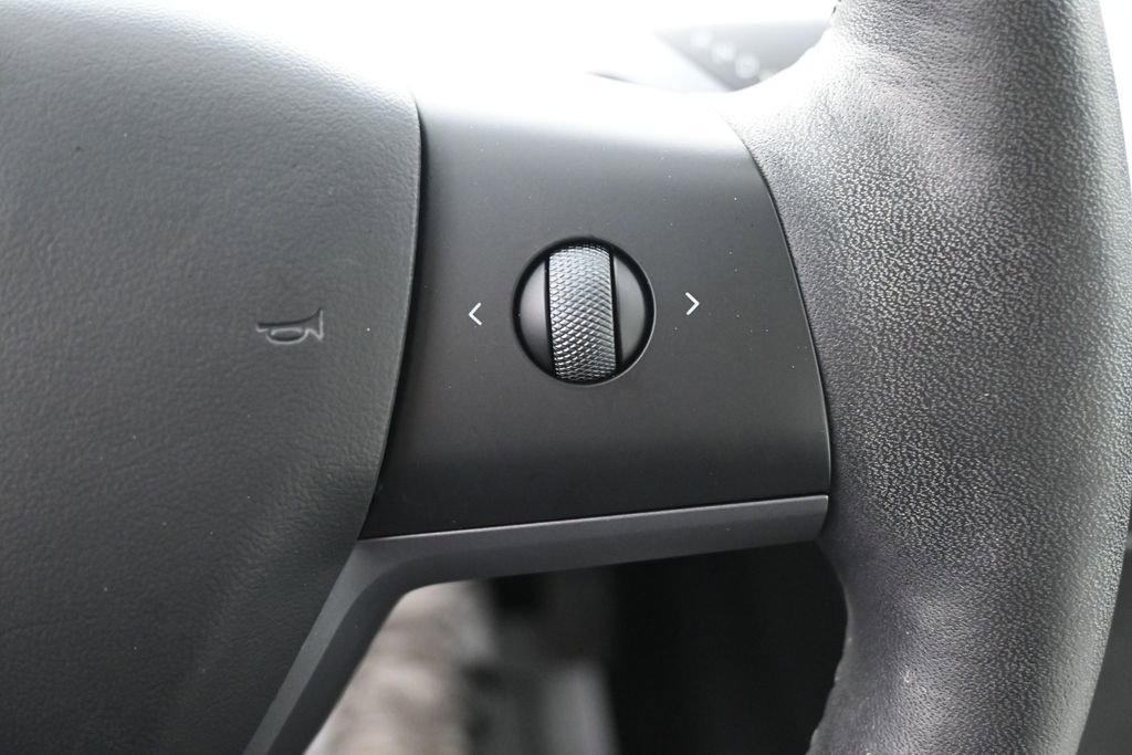 Used 2023 Tesla Model 3 Standard Range RWD image 24