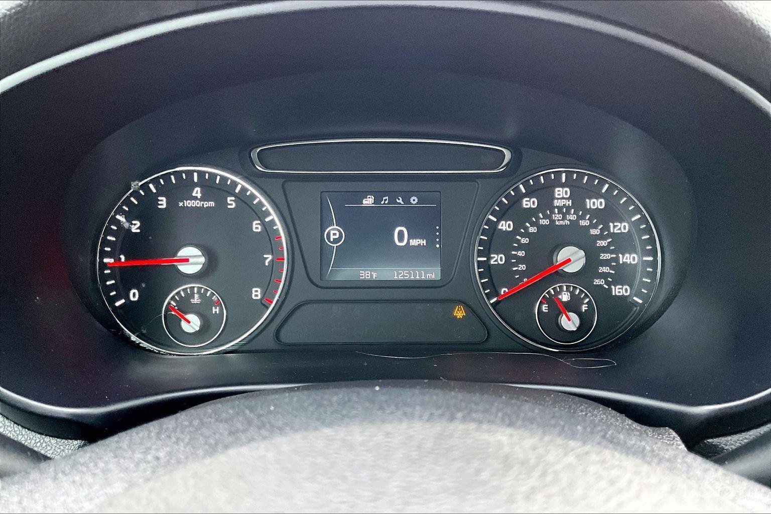 Used 2016 Kia Sorento LX w/ LX Convenience Package image 21