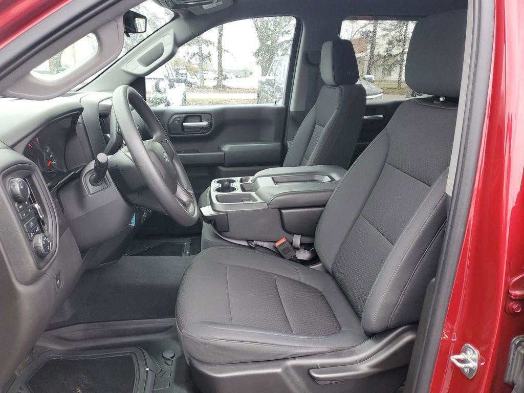 Used 2020 Chevrolet Silverado 1500 Custom Trail Boss w/ Custom Convenience Package image 5