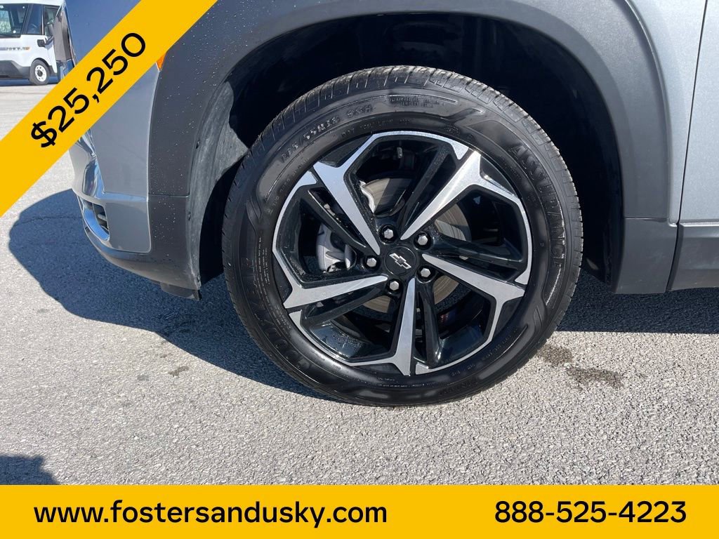 Used 2023 Chevrolet TrailBlazer RS w/ Convenience Package image 9