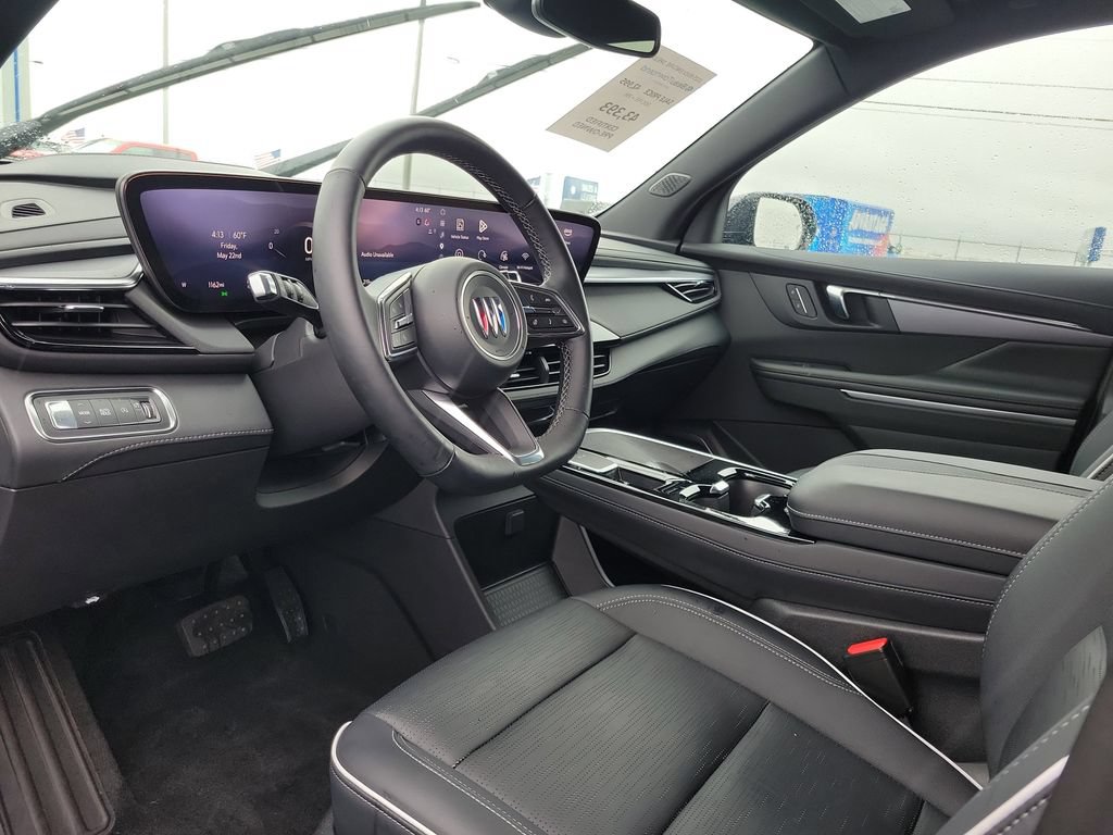 Used 2025 Buick Enclave Sport Touring w/ LPO, All-Weather Package FWD image 21