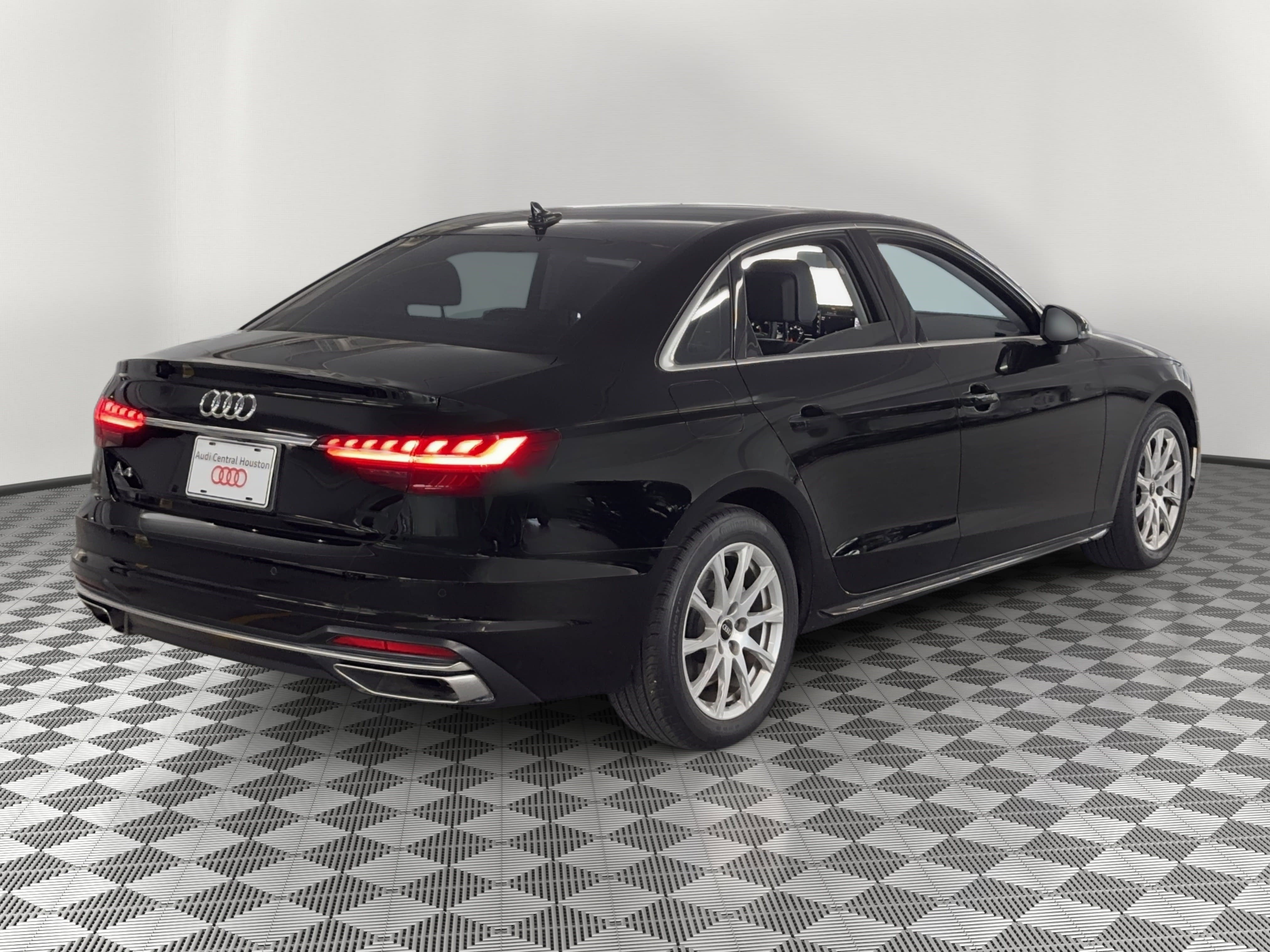 Certified 2023 Audi A4 2.0T Premium w/ Convenience Package image 9