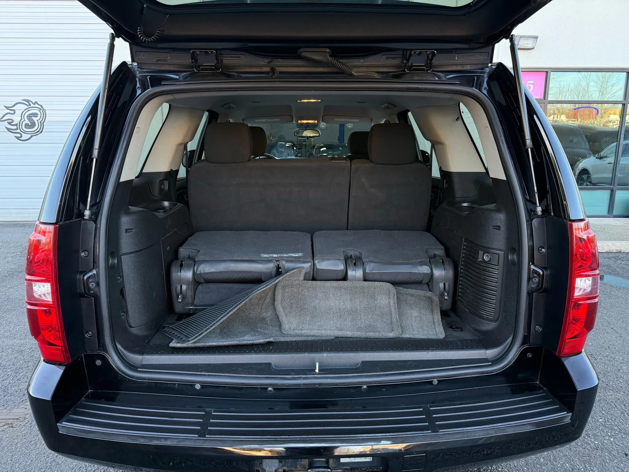 Used 2012 Chevrolet Tahoe LS image 26