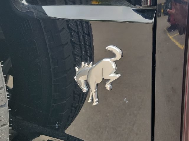 Certified 2025 Ford Bronco Outer Banks AWD/4WD image 5