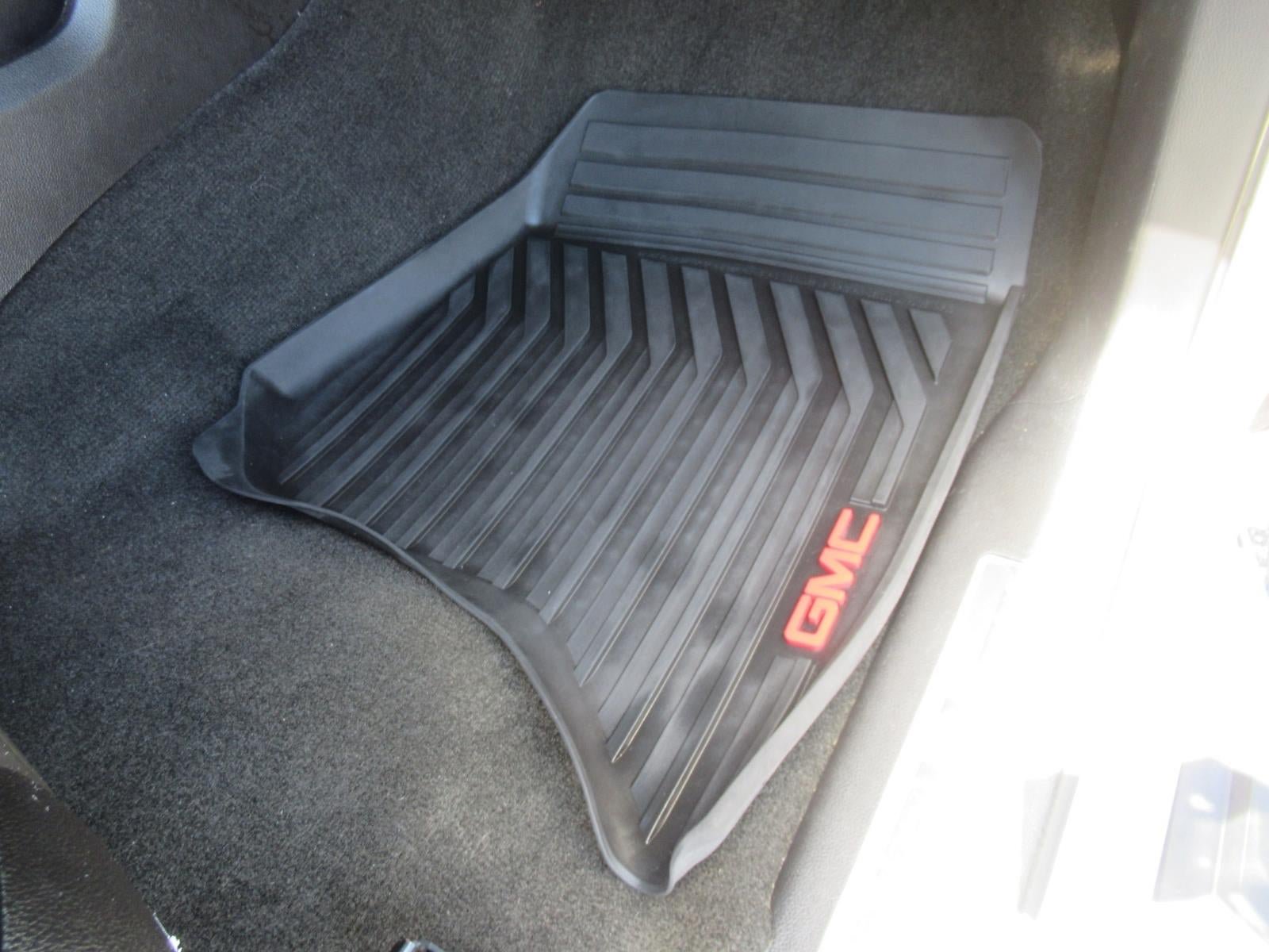 Used 2017 GMC Yukon XL Denali RWD image 31