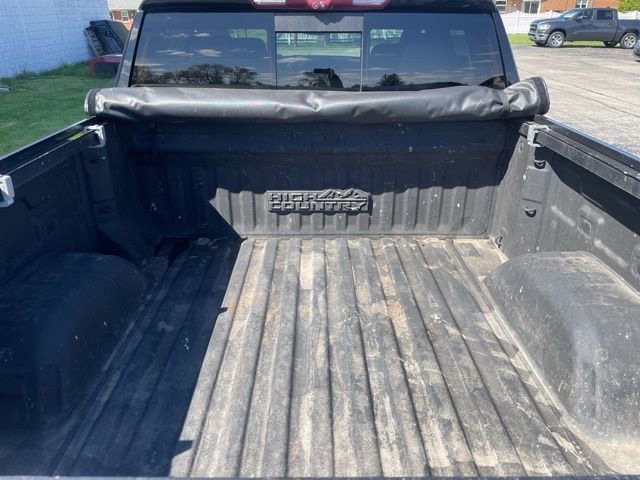Used 2022 Chevrolet Silverado 1500 High Country w/ Technology Package AWD/4WD image 12