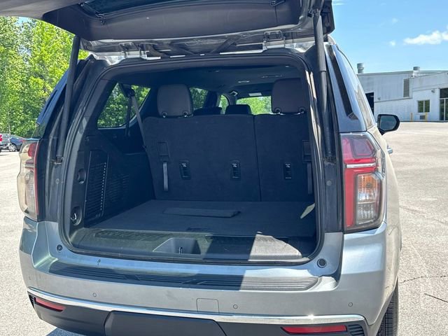 Used 2024 Chevrolet Suburban LT AWD/4WD image 13