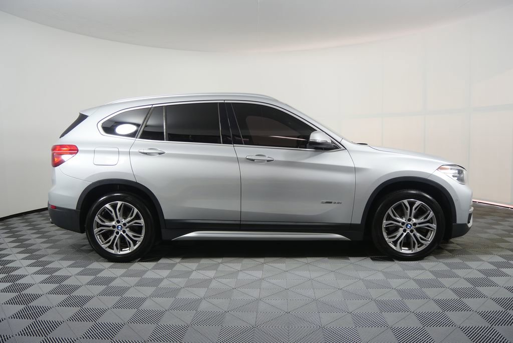 Used 2017 BMW X1 sDrive28i FWD image 2