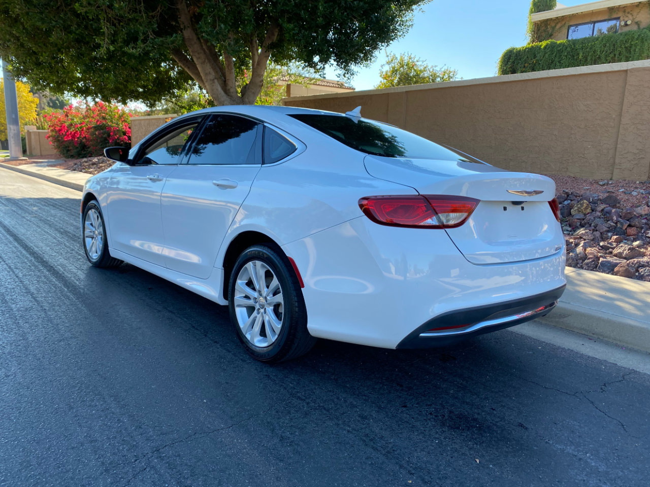 Used 2017 Chrysler 200 Limited Platinum image 72