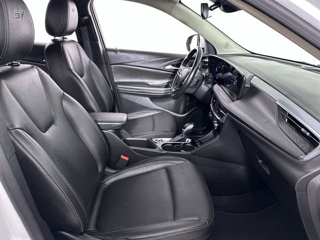 Used 2024 Buick Encore GX Sport Touring image 29