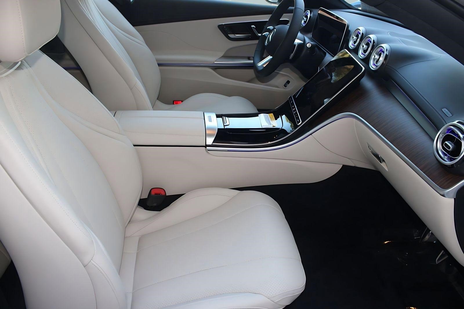Used 2026 Mercedes-Benz CLE 300 4MATIC Coupe image 30