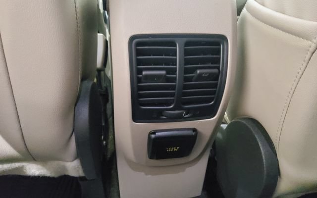 Used 2017 Ford Escape Titanium AWD/4WD image 21