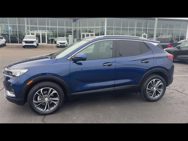 Certified 2023 Buick Encore GX Select w/ Safety Package II image 5